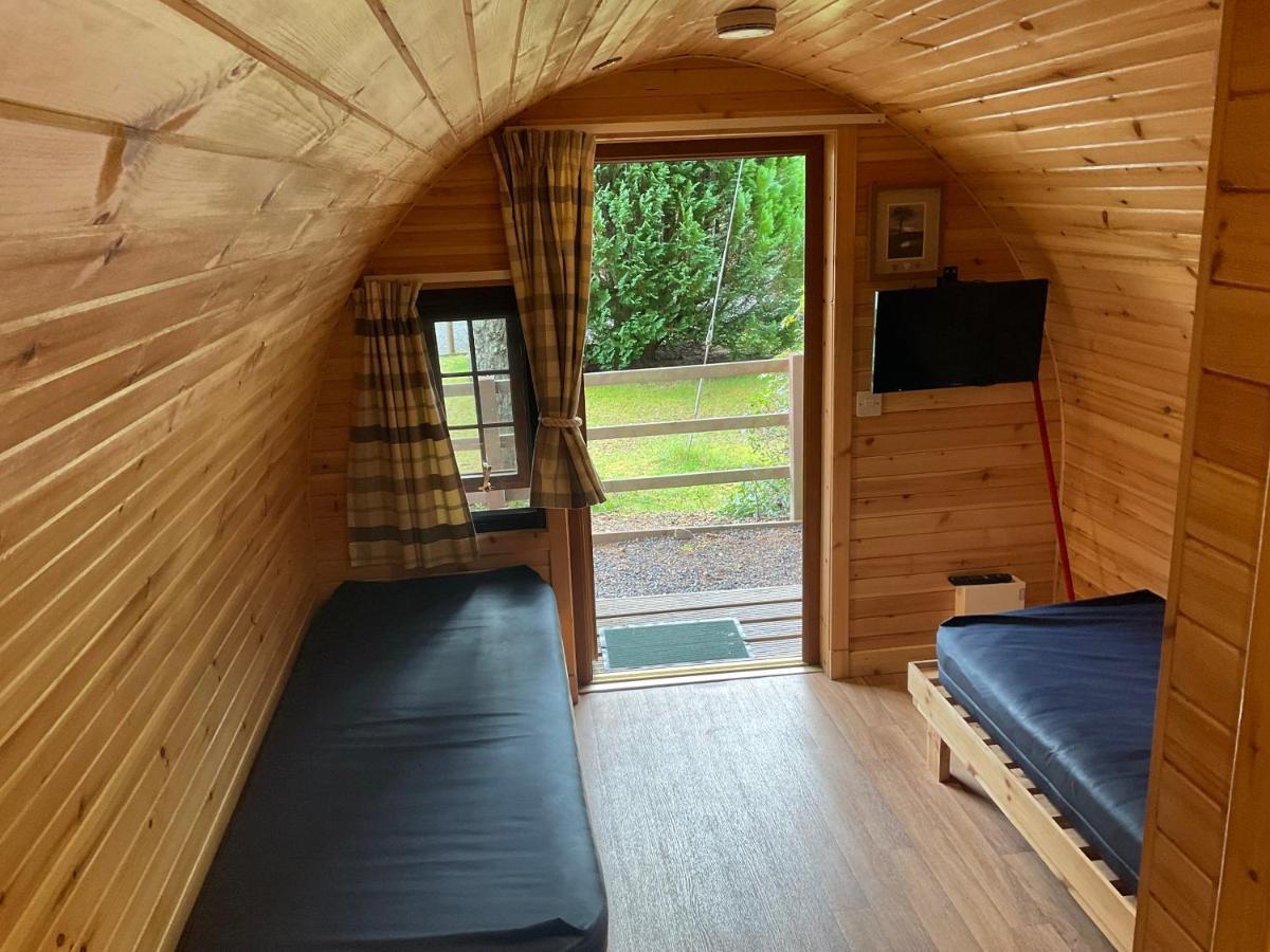 Glamping Hut - By The Way Campsite Tyndrum Esterno foto